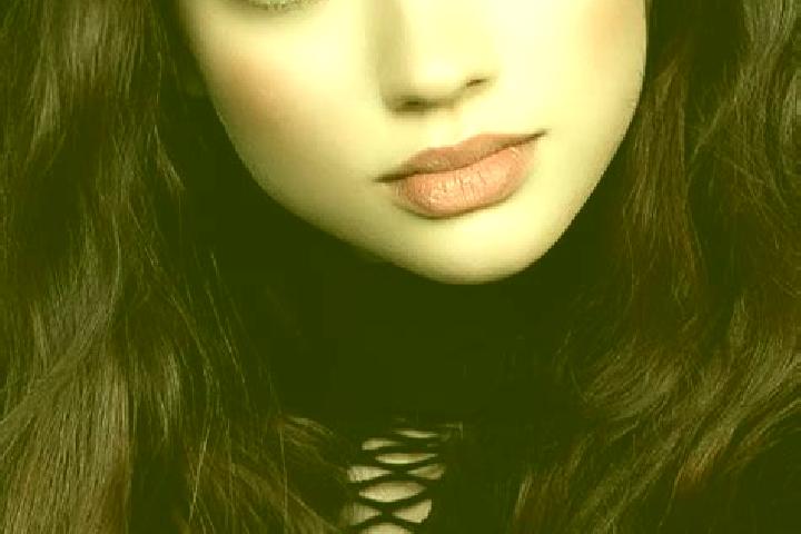 Hannah, 22, a brunette dark-eyed caucasian companion based in Tomasov. Offering Girlfriend Experience, CIM, Roleplay, Tantra. Available for incall and outcal...
