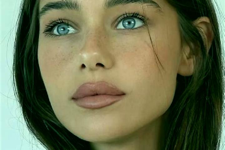 Hannah, 22, a brunette grey-eyed european companion based in Kabba. Offering A-Level, Deep French Kissing, Roleplay, Prostate Massage. Available for incall a...