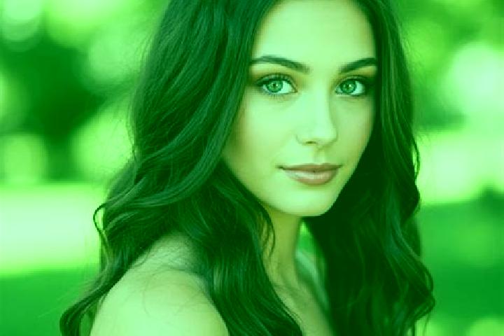 Hannah, 22, a brunette hazel-eyed european companion based in Clay Center. Offering Roleplay, Tantra, Deep French Kissing, Erotic Massage. Available for inca...