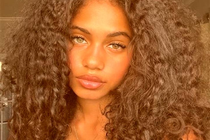 Hannah, 22, a chestnut blue-eyed ebony companion based in Noville-sur-Mehaigne. Offering Travel Companion, Massage, Couples. Available for incall and outcall...