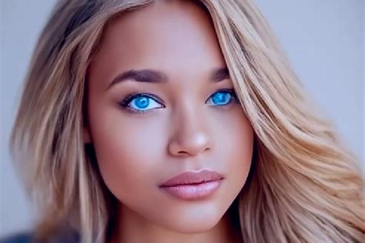Hannah, 22, a chestnut blue-eyed latina companion based in San Jacinto. Offering Roleplay, GFE, Duos. Available for incall and outcall, day and evening dates.