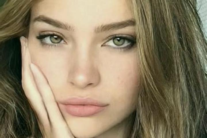 Hannah, 22, a dark blonde hazel-eyed slavic companion based in Bromskirchen. Offering CIM, Duos, Travel Companion, Overnight. Available for incall and outcal...