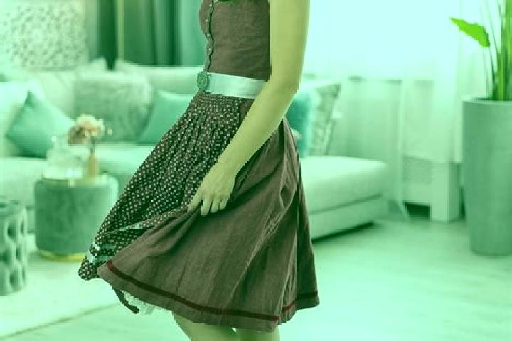 Hannah, 22 — Escort in Kotesova, Slovakia