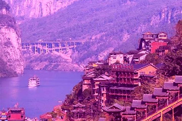 Hannah, 22 — Escort in Lichuan, China