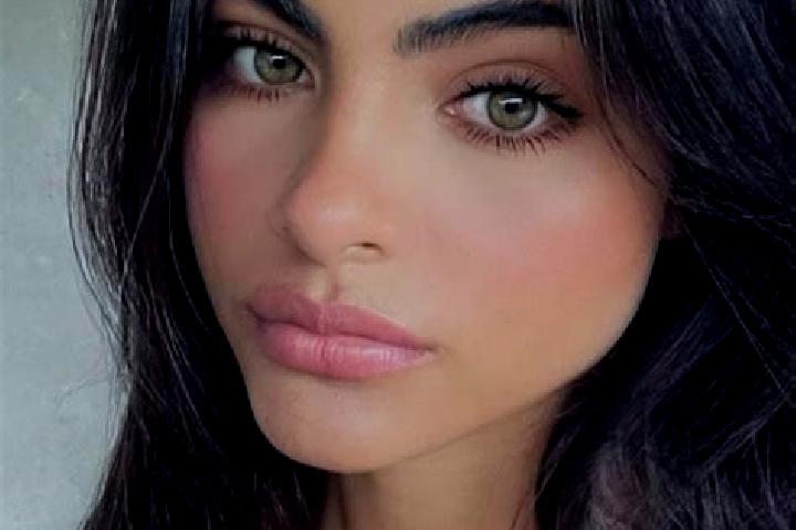 Hannah, 23, a black hazel-eyed caribbean companion based in Yucay. Offering Domination, CIM, Dinner Date, Roleplay. Available for incall and outcall, day and...