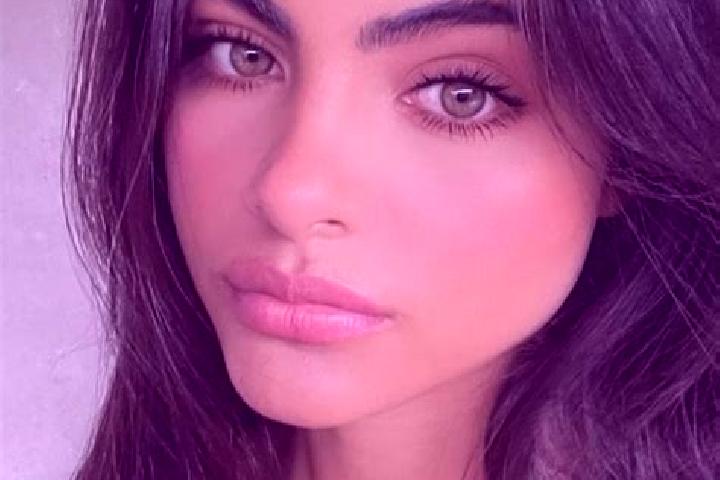 Hannah, 23, a brunette brown-eyed middle eastern companion based in Lempaeaelae. Offering Girlfriend Experience, GFE, Overnight, Striptease. Available for in...