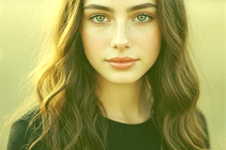 Hannah, 23, a chestnut hazel-eyed mediterranean companion based in Ferrania. Offering Couples, Massage, Duos, Dinner Date, GFE. Available for incall and outc...