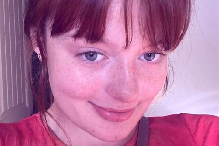 Hannah, 23, a red brown-eyed ebony companion based in Giessenburg. Offering Massage, Party Girl, A-Level, BDSM. Available for incall and outcall, day and eve...