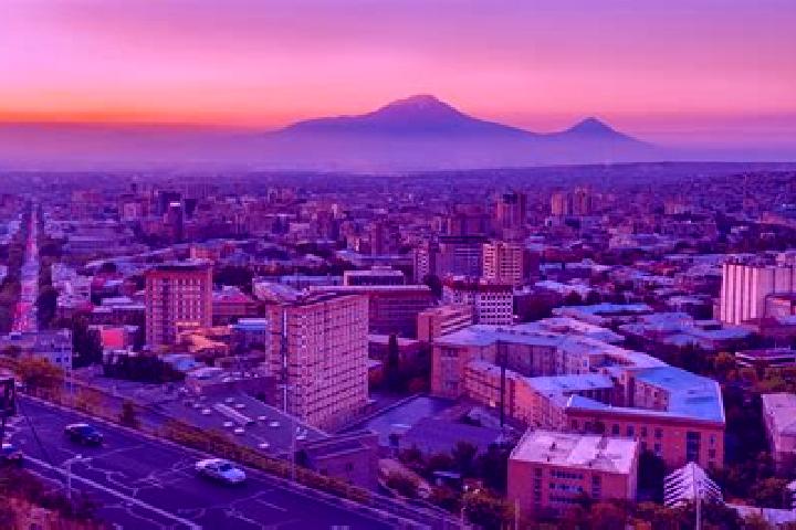 Hannah, 23 — Escort in Artsvanist, Armenia