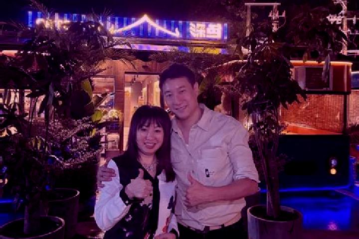 Hannah, 23 — Escort in Hongping, China