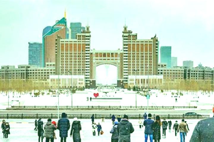 Hannah, 23 — Escort in Khromtau, Kazakhstan