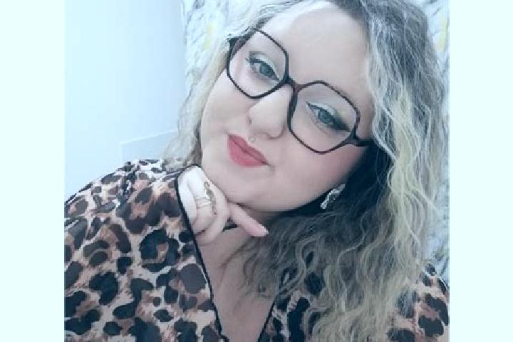 Hannah, 23 — Escort in La Buissiere, France