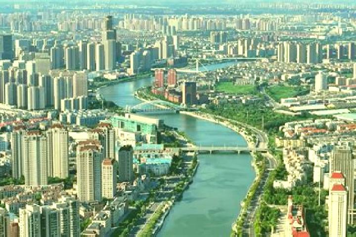 Hannah, 23 — Escort in Liangshui, China