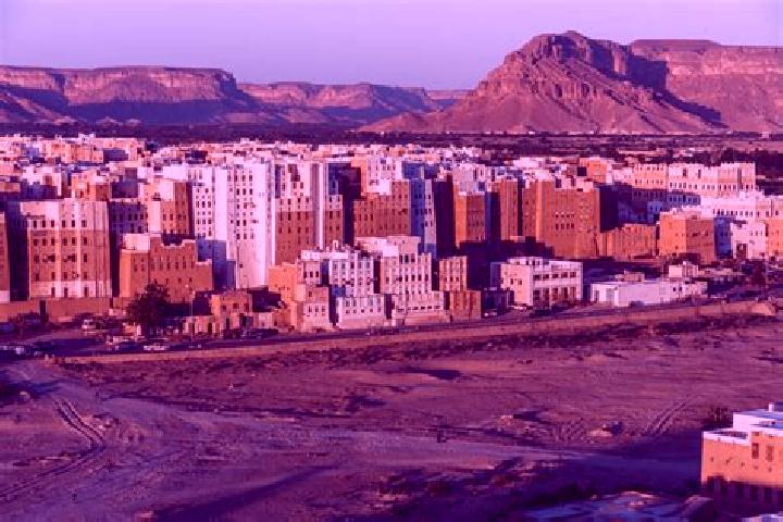 Hannah, 23 — Escort in Qa tabah, Yemen
