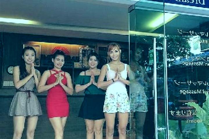 Hannah, 24, a black brown-eyed asian companion based in Gbawe. Offering Girlfriend Experience, Prostate Massage, Duos, CIM. Available for incall and outcall,...