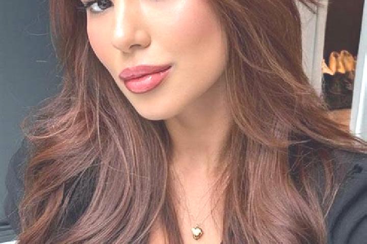 Hannah, 24, a chestnut brown-eyed latina companion based in Plourivo. Offering Tantra, Roleplay, Striptease, Erotic Massage, 69. Available for incall and out...