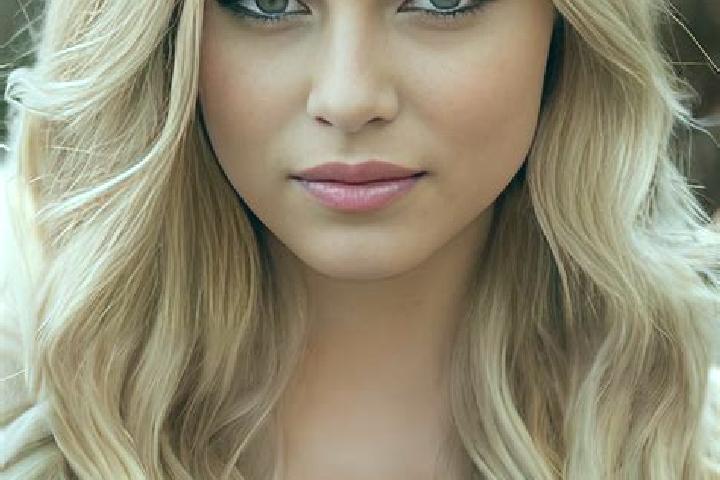 Hannah, 24, a dark blonde grey-eyed caucasian companion based in Big Fall. Offering 69, Deep French Kissing, A-Level. Available for incall and outcall, day a...