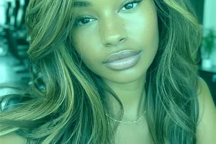 Hannah, 24, a dark blonde hazel-eyed caribbean companion based in Bescar. Offering Couples, Striptease, Massage, Erotic Massage, Fetish. Available for incall...