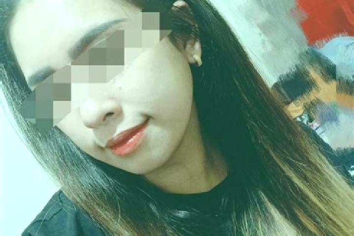 Hannah, 24, a red dark-eyed mixed companion based in Daluo. Offering Domination, Dinner Date, Party Girl. Available for incall and outcall, day and evening d...