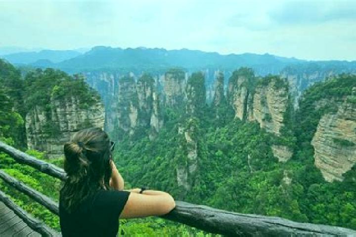 Hannah, 24 — Escort in Huangshi, China