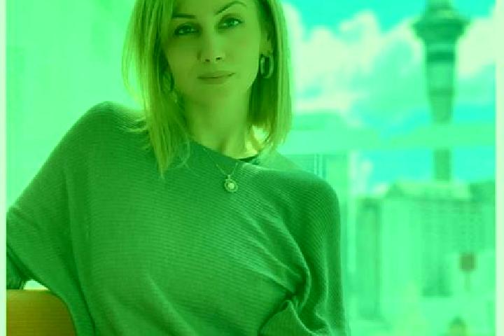 Hannah, 24 — Escort in Lozova, Ukraine