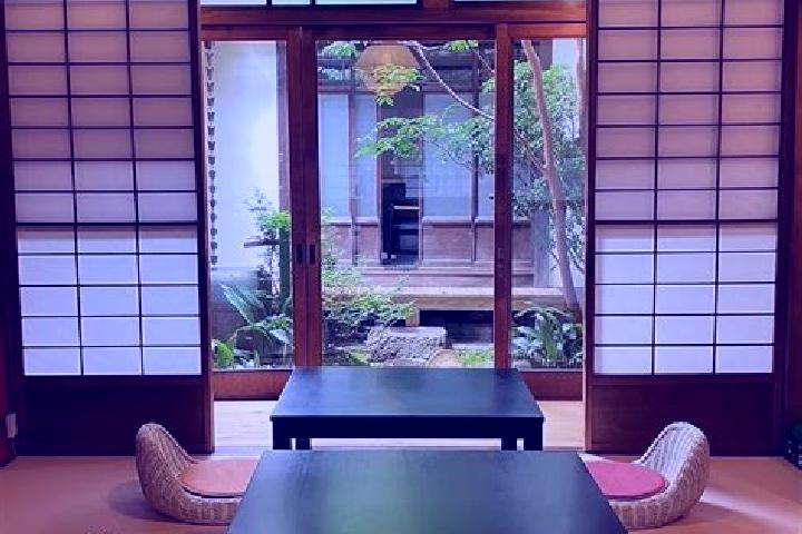 Hannah, 24 — Escort in Sanjo, Japan