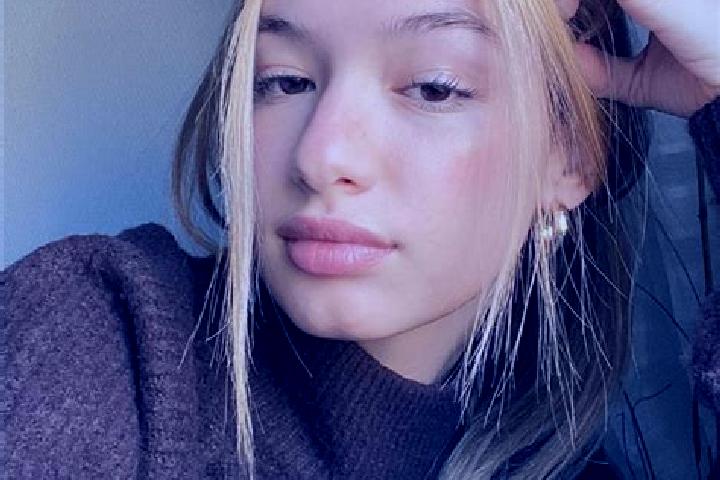 Hannah, 25, a blonde brown-eyed asian companion based in Akhlatyan. Offering BDSM, Girlfriend Experience, Couples. Available for incall and outcall, overnigh...