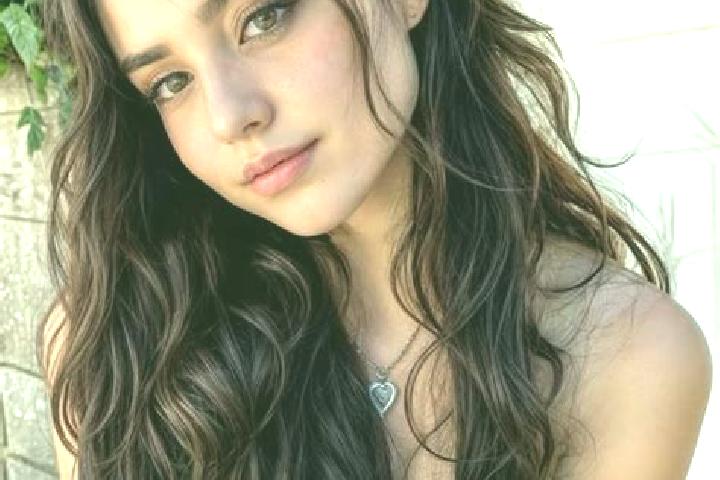Hannah, 25, a brunette hazel-eyed mediterranean companion based in Nyaung-U. Offering Overnight, Travel Companion, Erotic Massage. Available for incall and o...
