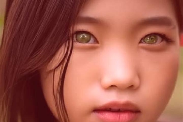 Hannah, 25, a dark blonde green-eyed asian companion based in Kizner. Offering Duos, CIM, Couples, Roleplay. Available for incall and outcall, overnight book...