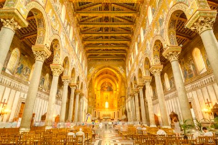 Hannah, 25 — Escort in Cimitile, Italy