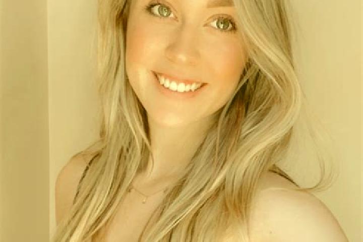 Hannah, 25 — Escort in North Windham, United States