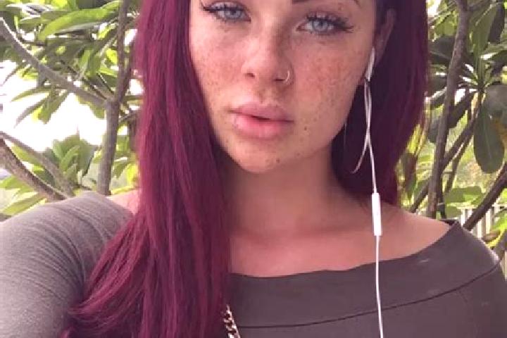 Hannah, 26, a red green-eyed indian companion based in Cerro Grande do Sul. Offering Overnight, Striptease, Party Girl, Prostate Massage. Available for incal...