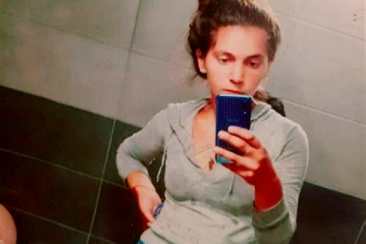 Hannah, 26 — Escort in Recea Cristur, Romania