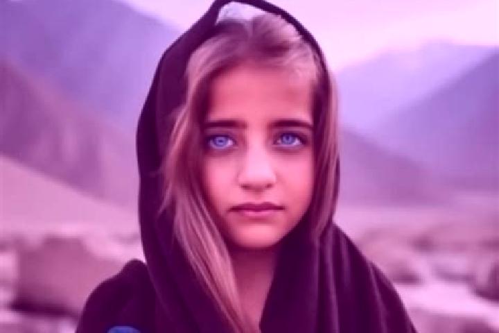 Hannah, 27, a blonde brown-eyed middle eastern companion based in Debeljaca. Offering 69, Couples, Girlfriend Experience. Available for incall and outcall, o...