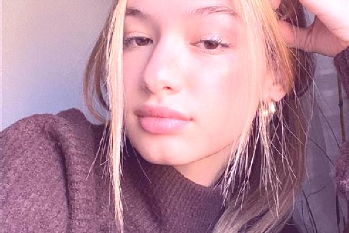 Hannah, 27, a blonde brown-eyed middle eastern companion based in Fazana. Offering Girlfriend Experience, BDSM, Domination. Available for incall and outcall,...