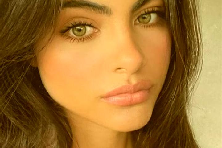 Hannah, 27, a brunette amber-eyed indian companion based in Cassanje. Offering A-Level, CIM, 69, Dinner Date. Available for incall and outcall, overnight boo...
