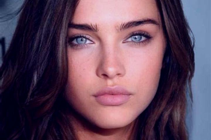 Hannah, 27, a brunette grey-eyed caribbean companion based in Mavoor. Offering Deep French Kissing, GFE, 69, Overnight. Available for incall and outcall, day...