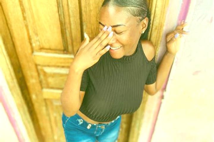 Hannah, 27 — Escort in Caiave, Angola