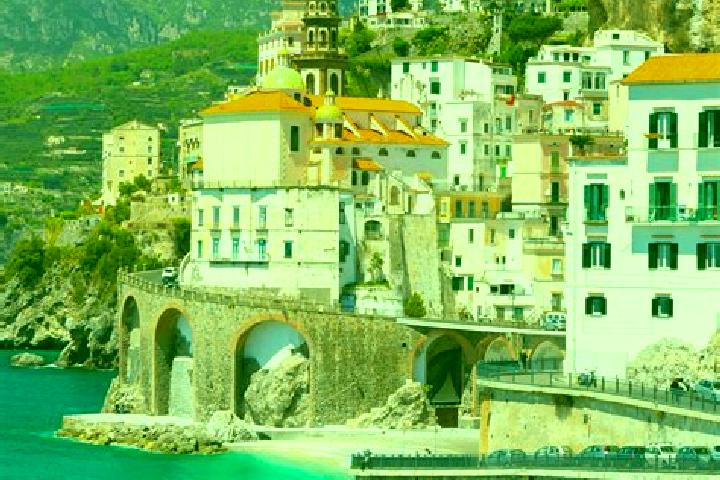 Hannah, 27 — Escort in Canischio, Italy