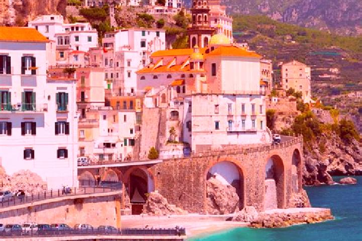 Hannah, 27 — Escort in Castrovillari, Italy