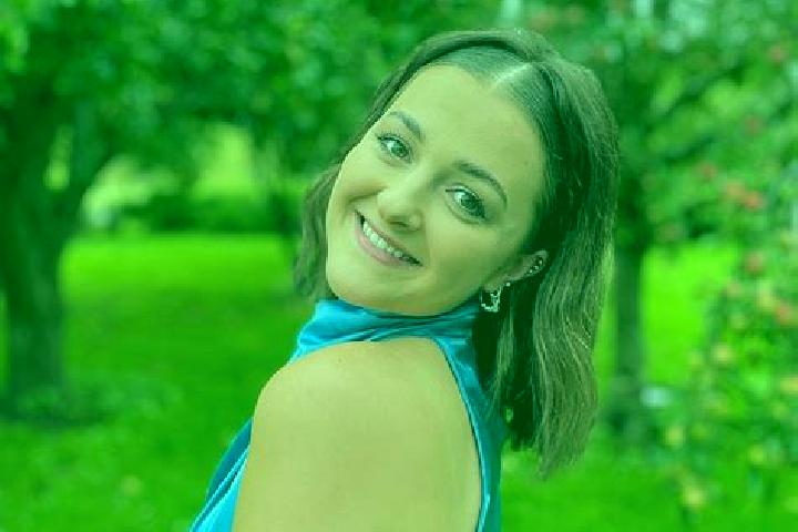 Hannah, 27 — Escort in Johnsonville, New Zealand