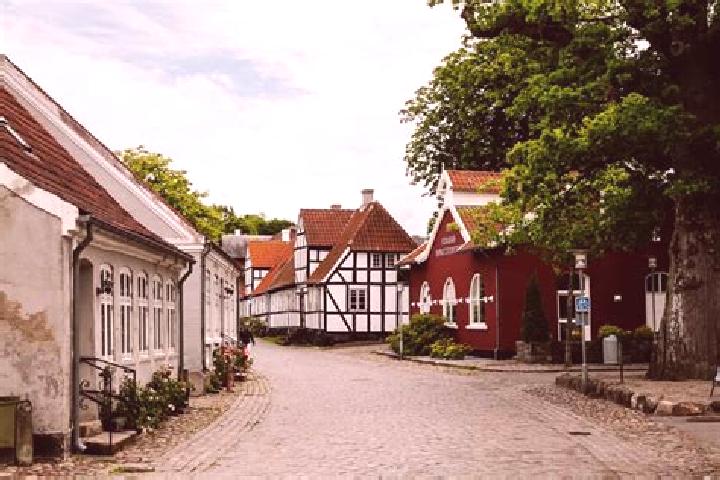 Hannah, 27 — Escort in Mariager, Denmark