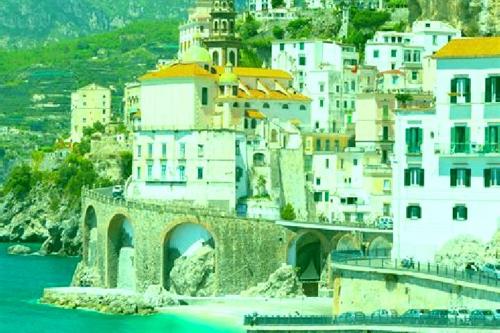 Hannah, 27 — Escort in Posillipo, Italy