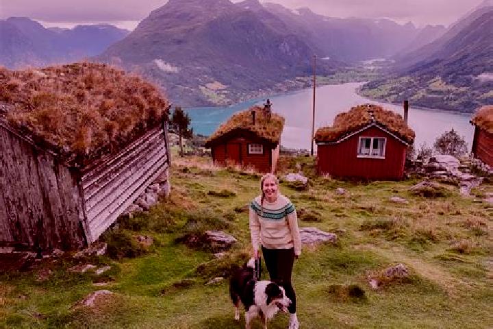 Hannah, 27 — Escort in Smestad, Norway