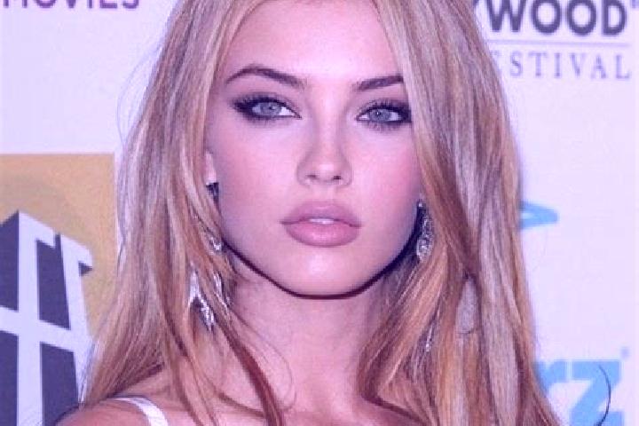 Hannah, 28, a blonde hazel-eyed caribbean companion based in Missen-Wilhams. Offering Roleplay, 69, Domination, Party Girl, Tantra. Available for incall and ...