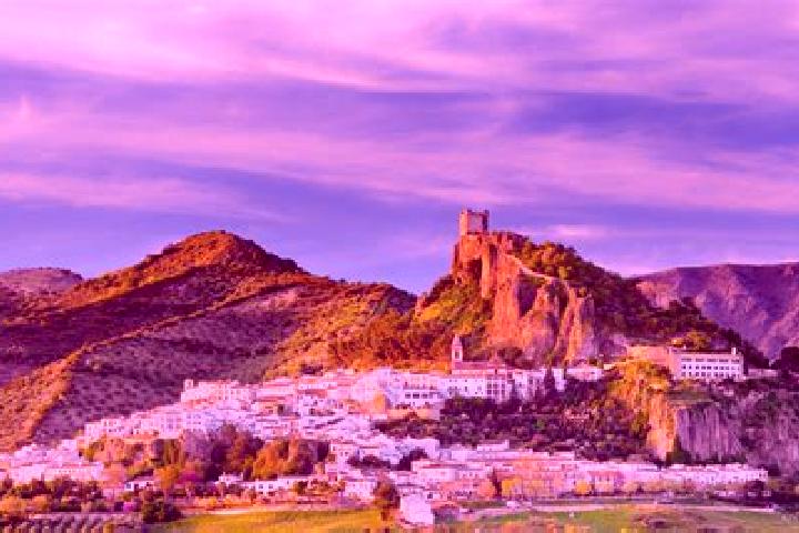 Hannah, 28 — Escort in Membribe de la Sierra, Spain