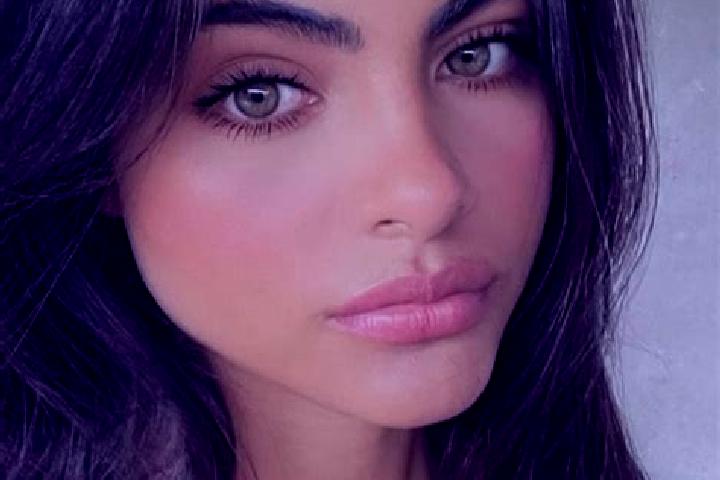 Hannah, 29, a black hazel-eyed middle eastern companion based in Kameniccany. Offering Massage, Dinner Date, BDSM. Available for incall and outcall, overnigh...