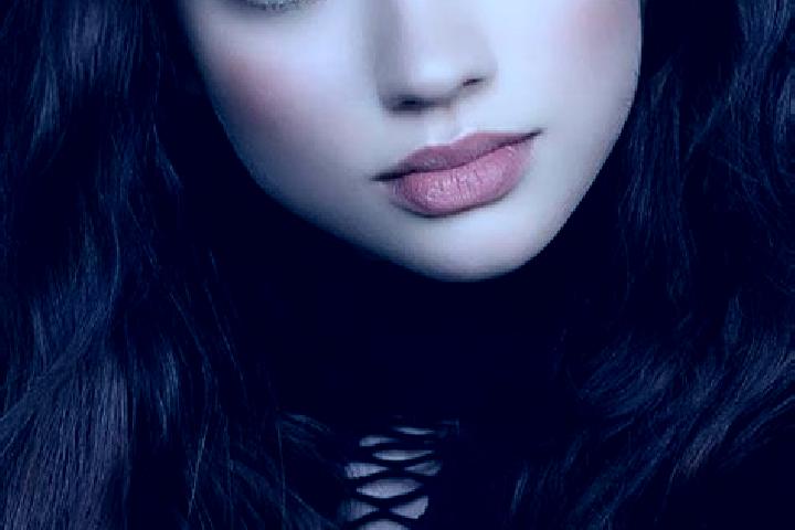Hannah, 29, a brunette grey-eyed european companion based in Simiane-Collongue. Offering Couples, Fetish, Overnight, Roleplay. Available for incall and outca...