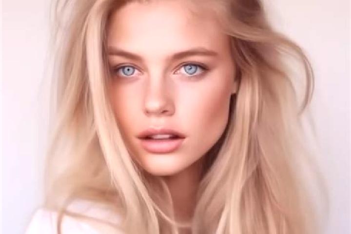 Hannah, 29, a chestnut blue-eyed slavic companion based in Cezieni. Offering A-Level, Couples, 69. Available for incall and outcall, day and evening dates.