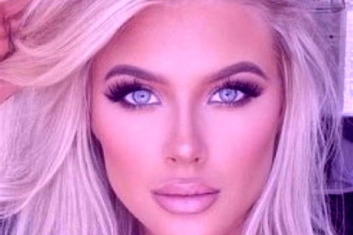 Hannah, 29, a platinum blonde amber-eyed indian companion based in Alajero. Offering Tantra, Striptease. Available for incall and outcall, day and evening da...